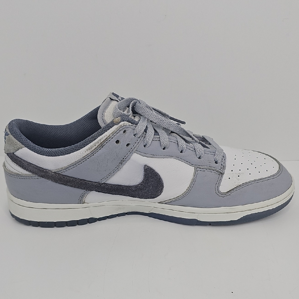 Men's Nike Dunk Low Retro, Size 11 - White / Light Carbon / Platinum Tint - Picture 2 of 14